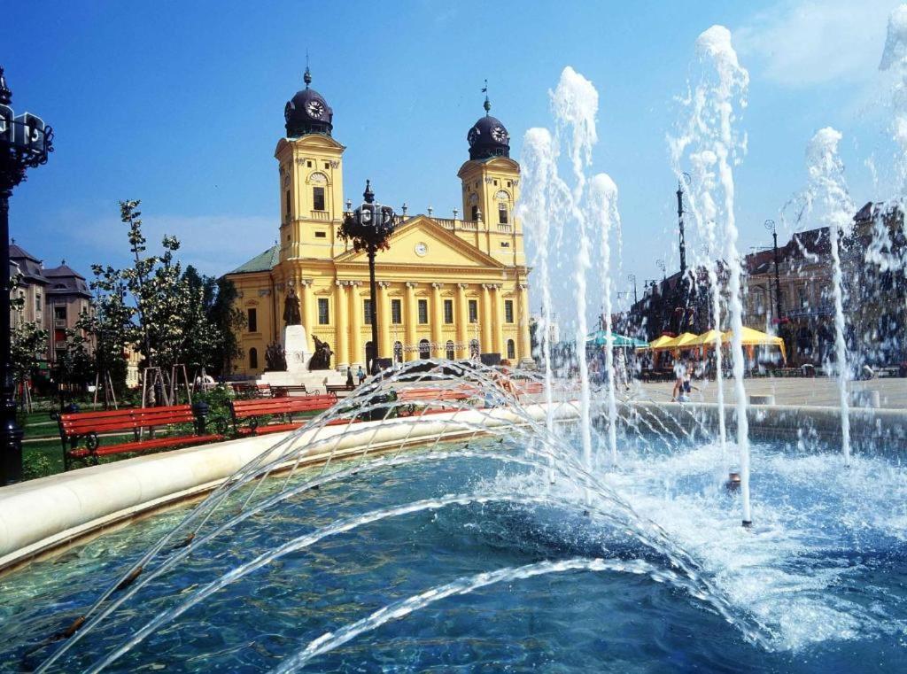 Angela Apartman Hajdúszoboszló Exterior foto